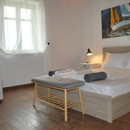 펜션 Blue Island Maisonette With Sharing Pool *