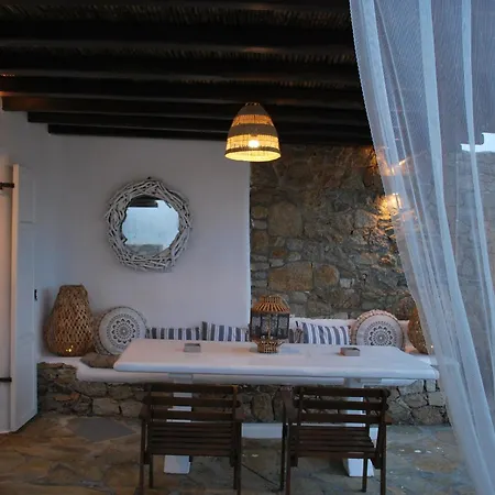 Blue Island Maisonette With Sharing Pool Hébergement de vacances *